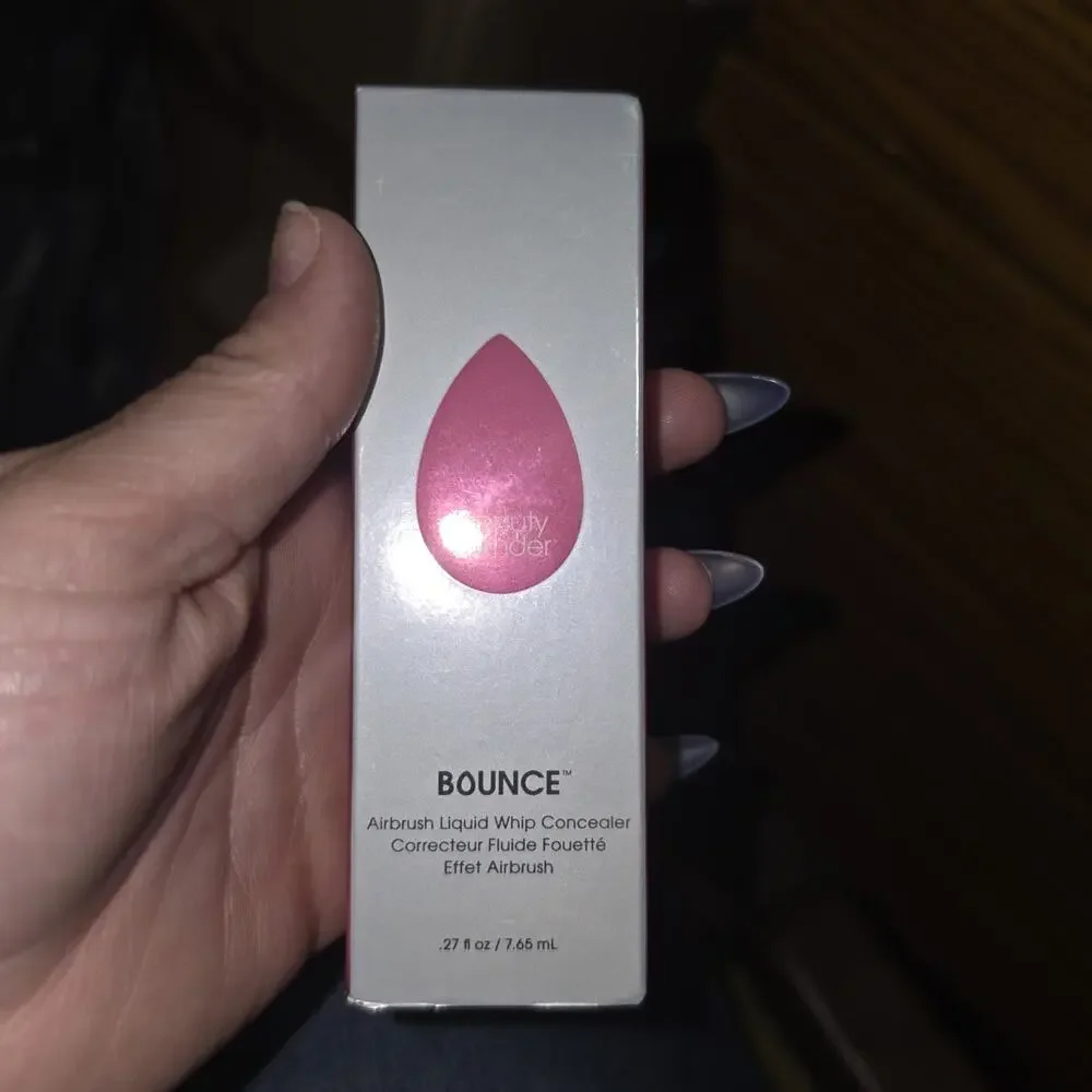 Beauty Blender Bounce Airbursh Liquid Whip Concealer Deep Bronze 4.45N